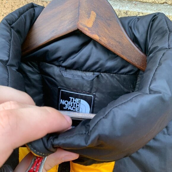 Vintage The North Face Nuptse 800 Jacket Yellow - Picture 6 of 7